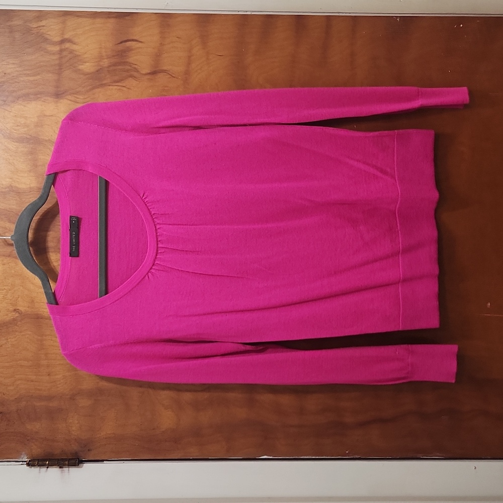 The Limited Scoop Sweater, Medium, Pink